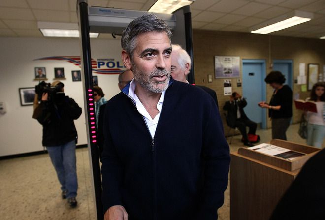 Джордж Клуни в полицията