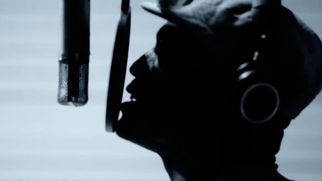 Сийл пее Боб Дилън