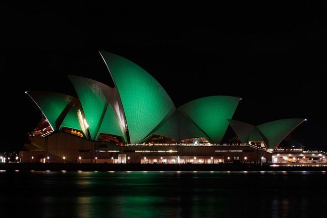 Операта в Сидни в зелено