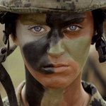 Кейти Пери в армията