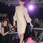 Маги Джанаварова в ревю