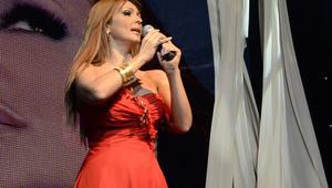 Глория - любовна изпълнителка номер 1