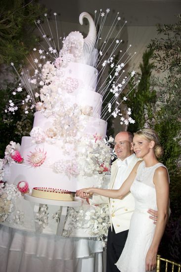 Сватбената торта в Монако
