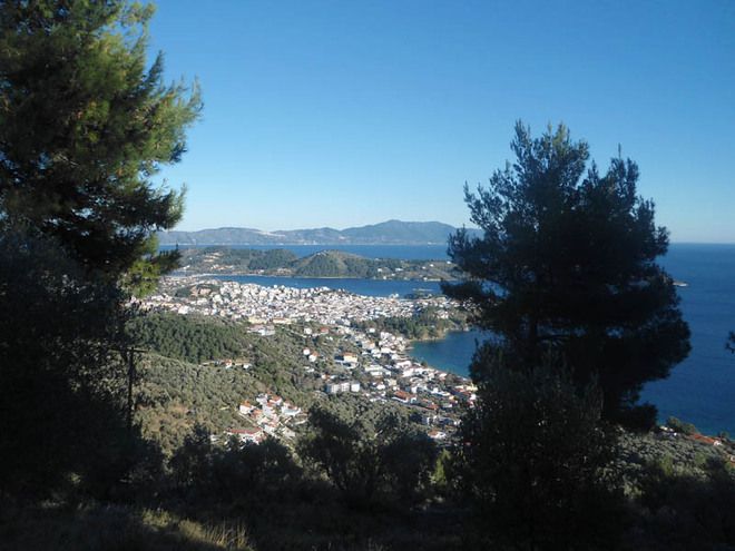 Изглед от остров Скиатос 2
