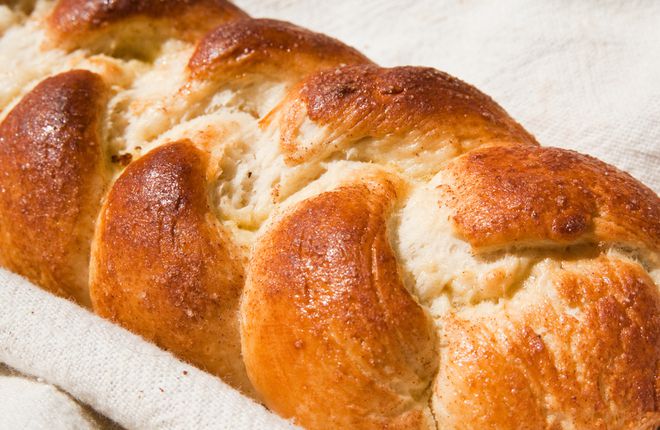 Плетен козунак