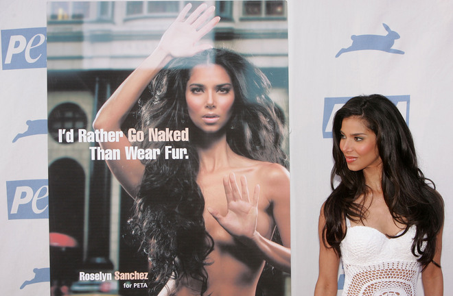 По-скоро гола, отколкото в кожи