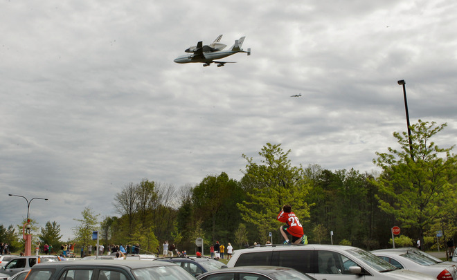 Совалката пристига!