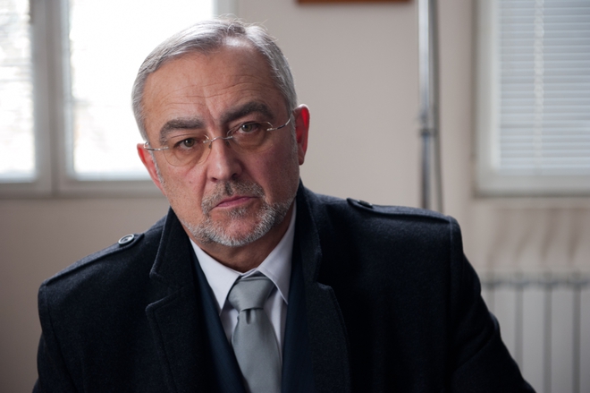 Мариус Донкин като адвокат в "Отплата"