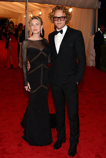 Рене Зелуегър на бала в "Метрополитън"