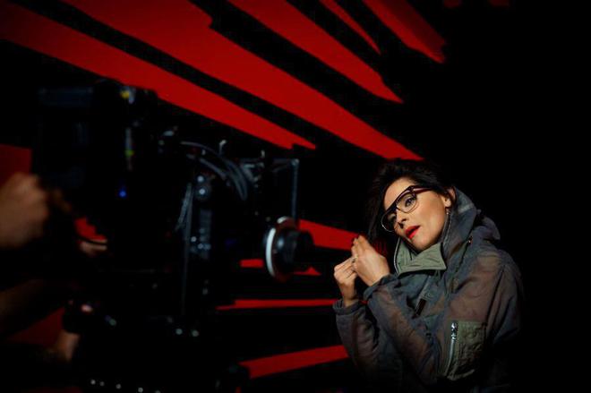 Нели Фуртадо на снимки