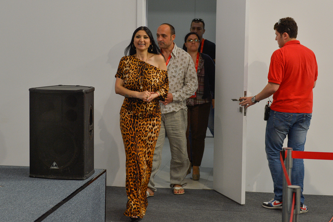 Sofi marinova v baku