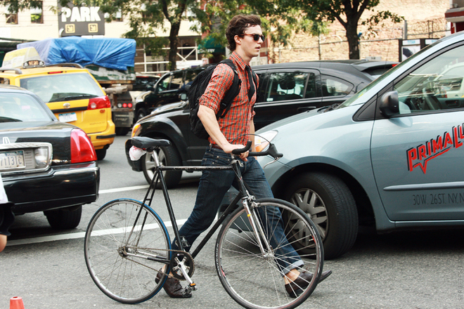 Скрий си вратовръзката (2)