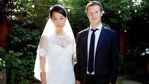 Сватбената снимка на Марк Цукърбърг