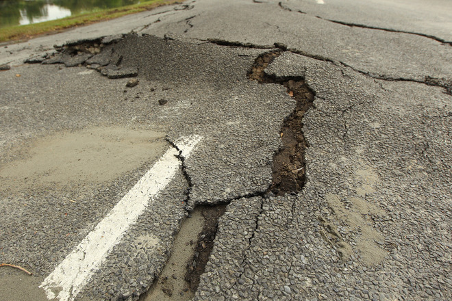 При земетресение 4