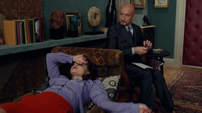 Prada отива на всички