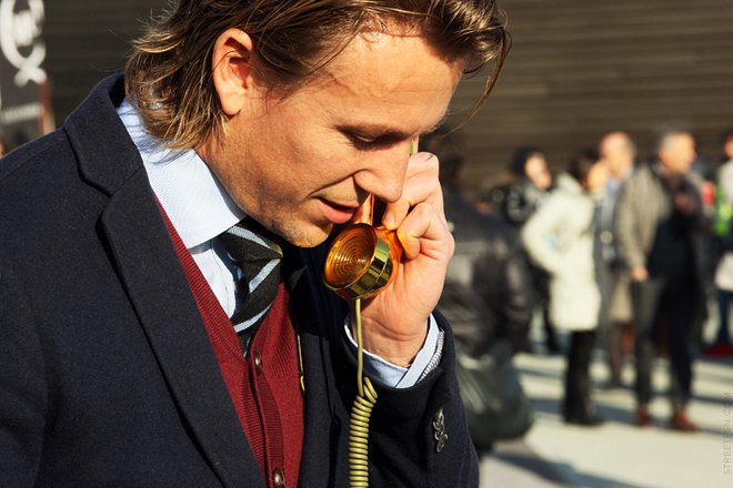 Ретро слушалка в употреба