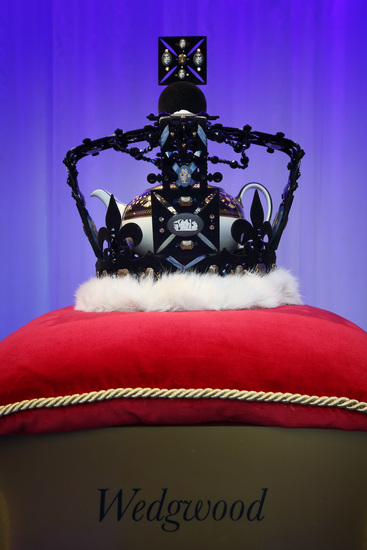 Корона по дизайн на Wedgewood