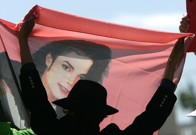 Майкъл Джексън e жив