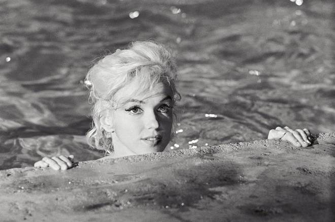 Влез, водата е приятна