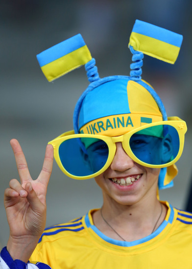 Евро 2012: Фен на домакините