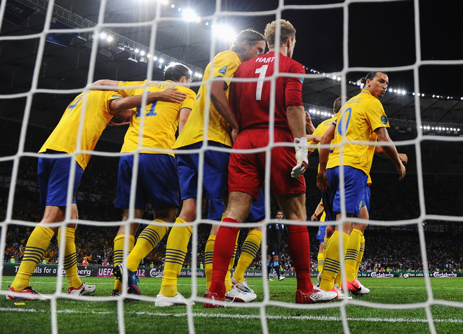 Евро 2012: Шведи край английската врата
