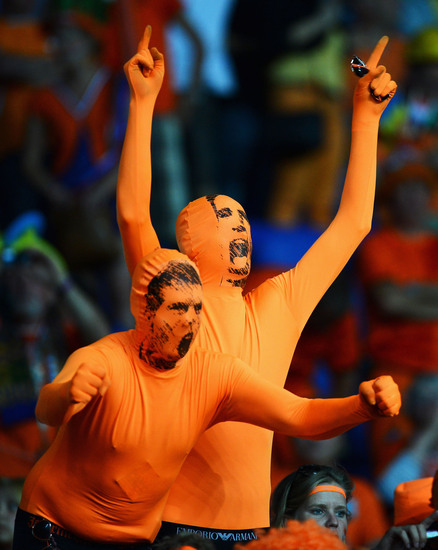 Евро 2012: Фенове в оранжево