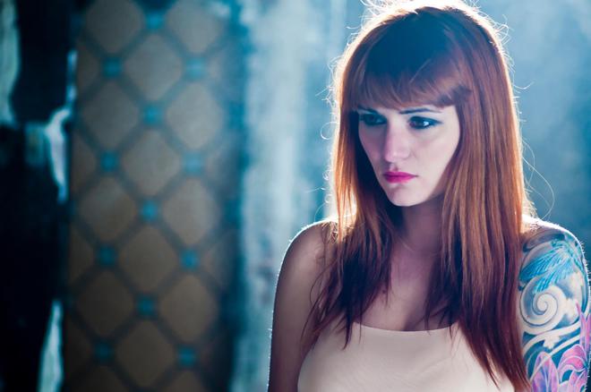 Рут в кадър от "Moving Forward"