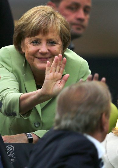 Евро 2012: Ангела Меркел на мач