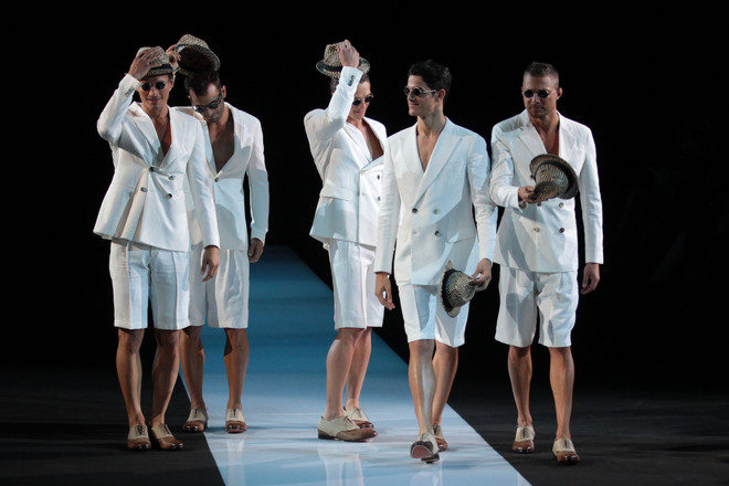 Мъжка мода от Армани, пролет-лято 2012