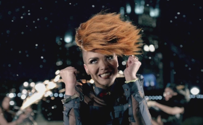 Ева Симънс в This Is Love на will.I.am