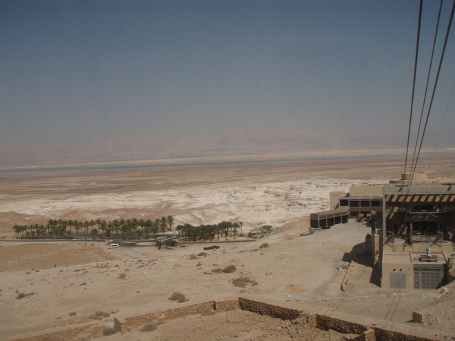 Лифт към крепостта Масада.