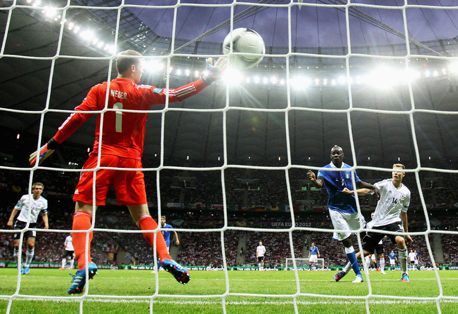 Евро 2012: Първият гол на Балотели срещу Германия