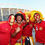 Евро 2012: Испански фенове пред стадиона