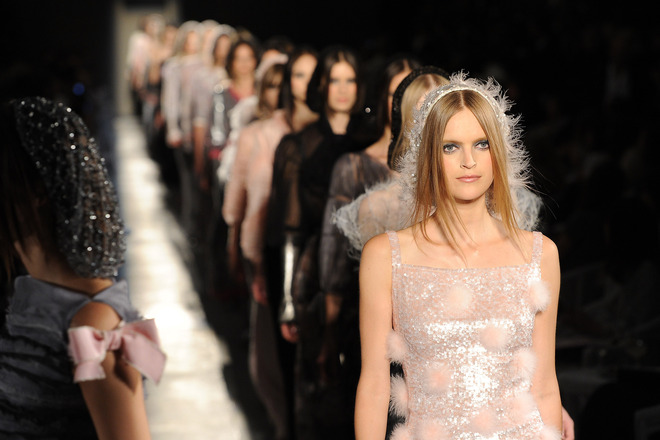 Висша мода от "Шанел", есен-зима 2013