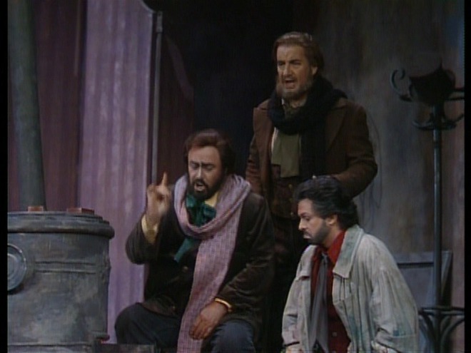 Павароти и Гяуров в "Бохеми"