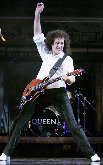 Брайън Мей от "Куин" на концерт