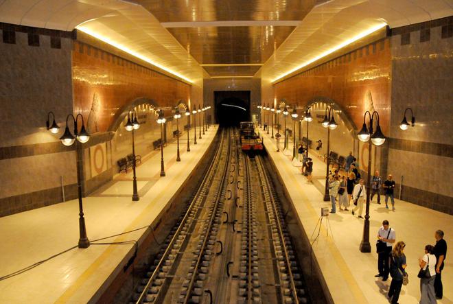 Метростанция "Лъвов мост" е почти готова