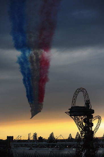 Лондон 2012: Авиошоу в 20,12 ч.