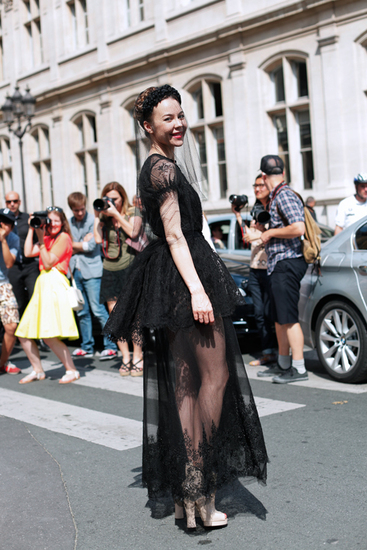 Уляна Сергеенко в дантела