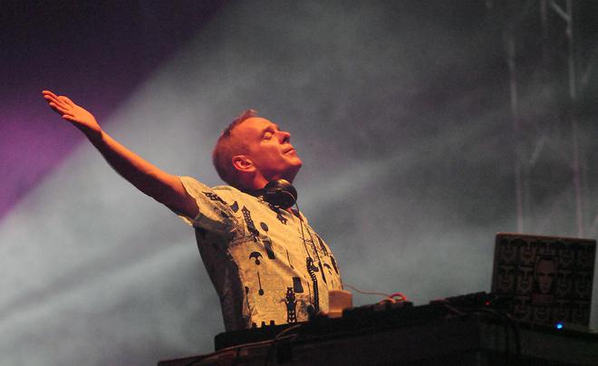 Фатбой Слим на Елевейшън 2012