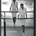 Джоун Смолс за Chanel