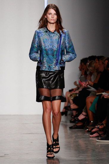 Колекцията на Helmut Lang, пролет 2013, Ню Йорк