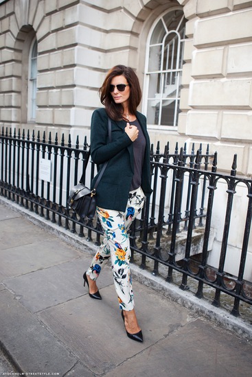 Облечи септември в панталон с принт