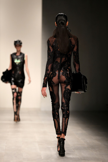 Най-красивите снимки от подиумите в Лондон: KTZ