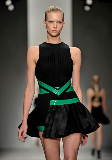 Ревюто на David Koma в Лондон, пролет-лято 2013