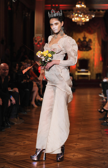 Vivienne Westwood за пролет-лято 2013