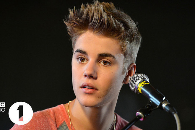 Justin bieber boyfriend bbc radio 1