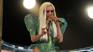 Лейди Гага на наградите "Грами 2010"