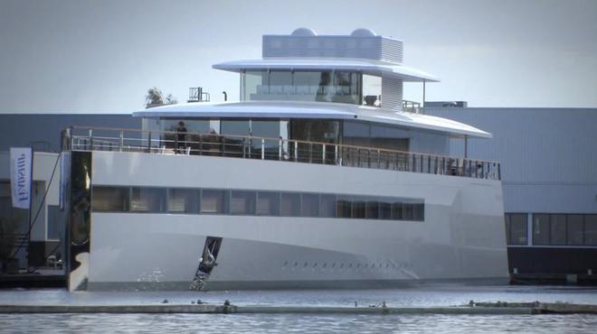 Яхтата на Стив Джобс