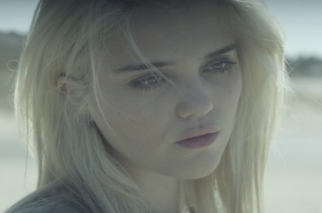 Скай Ферера в Sad Dream